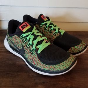 Nike Womens Free 5.0 Print Running Shoes Sz 9